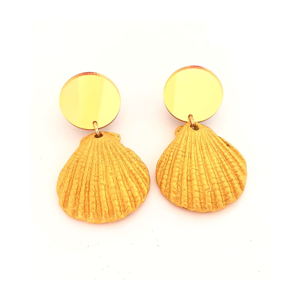 'Schiaparelli & the Sea' Gold Scallop Shell Earrings