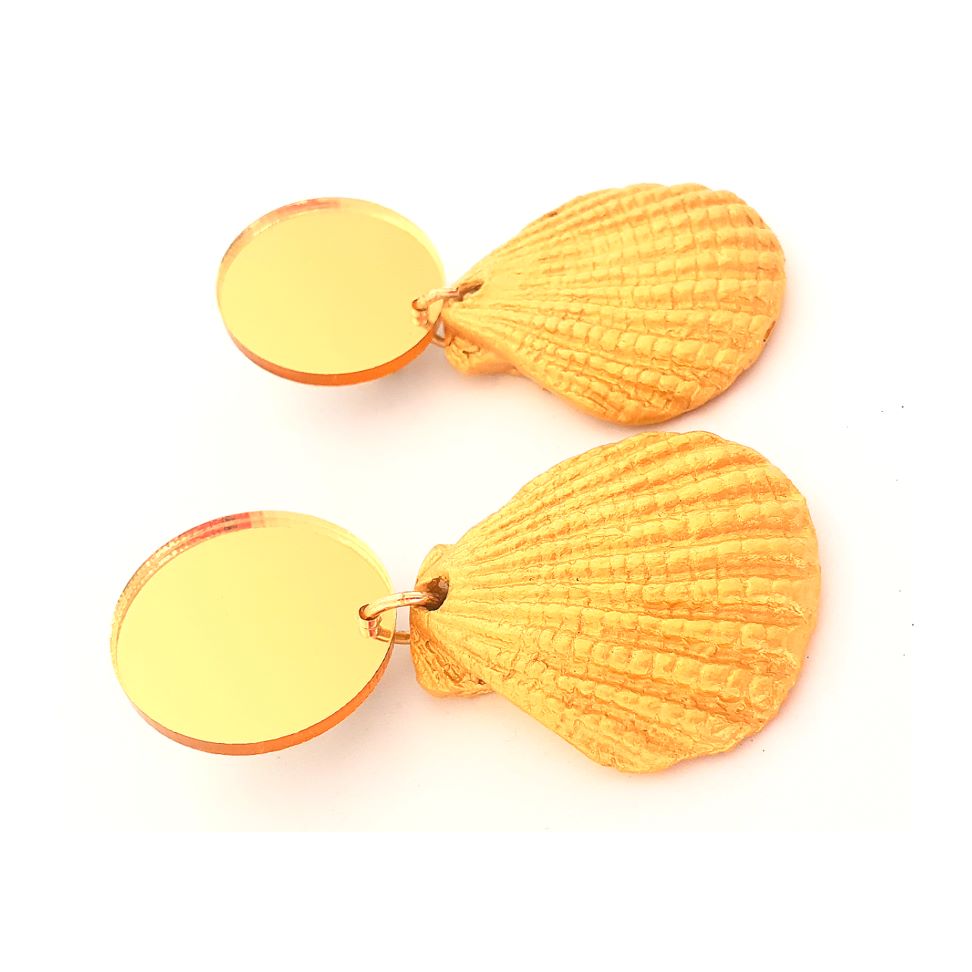 'Schiaparelli & the Sea' Gold Scallop Shell Earrings