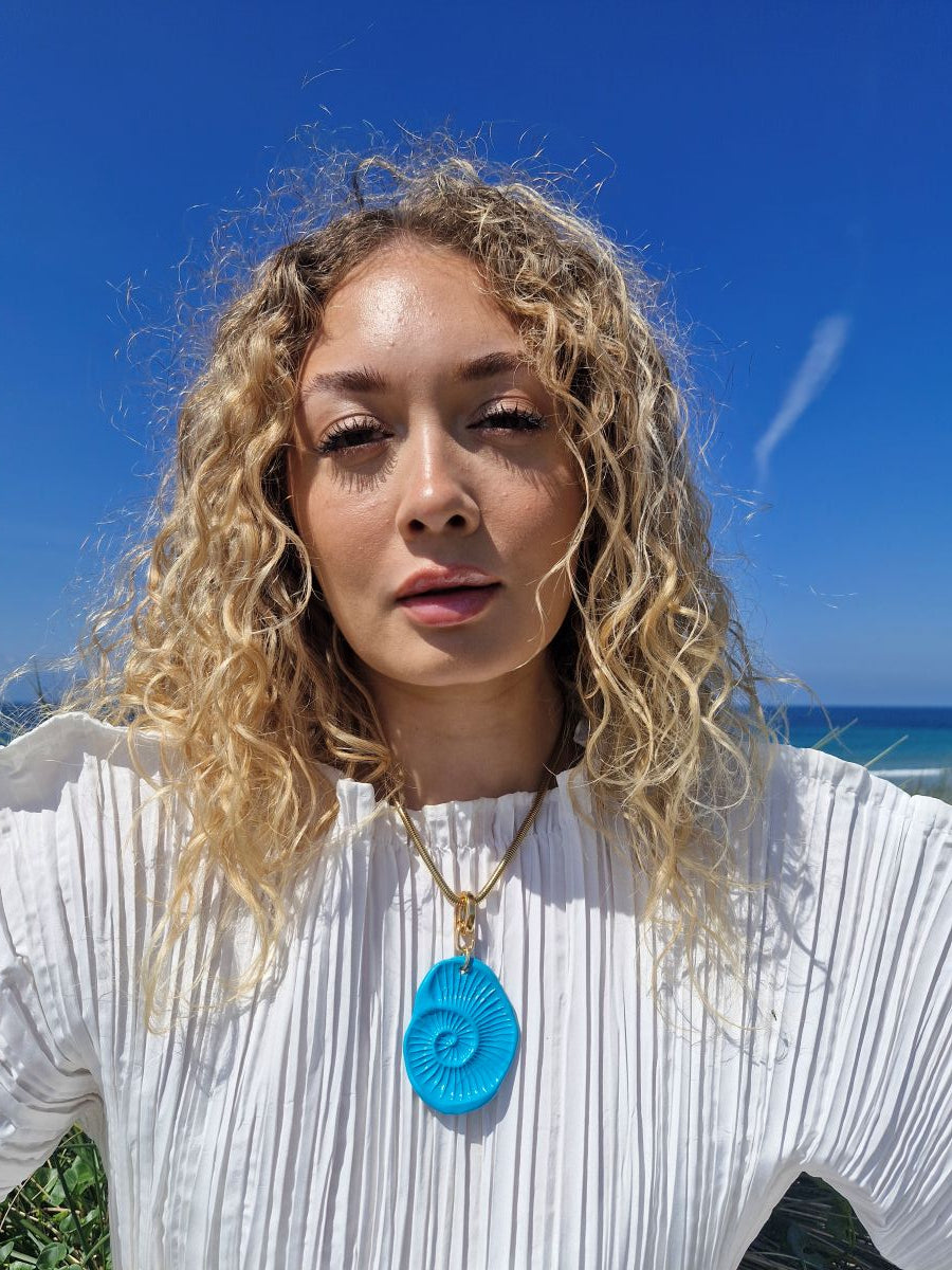 'Schiaparelli and the Sea' Shark Eye Shell Pendant