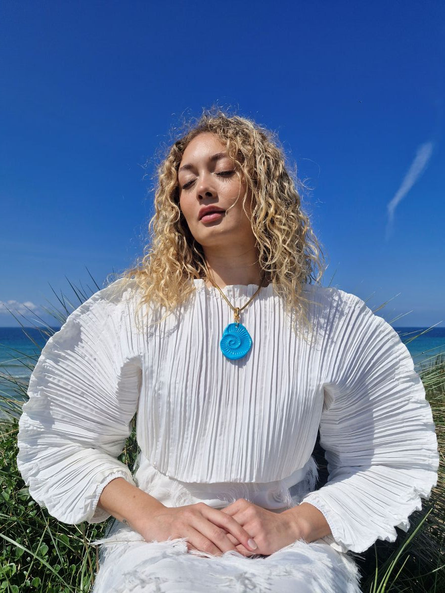 'Schiaparelli and the Sea' Shark Eye Shell Pendant